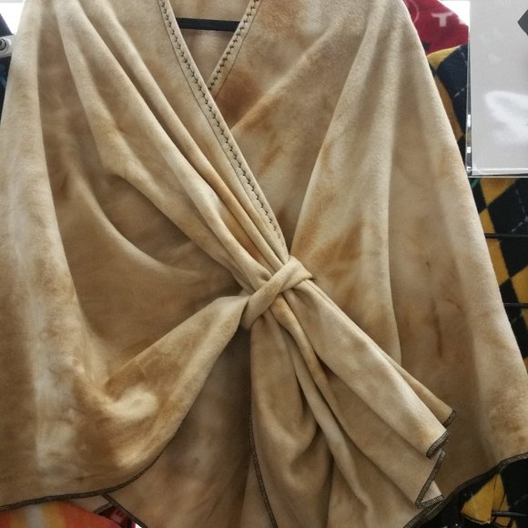 Winter Wrap's - Picture 3 of 8